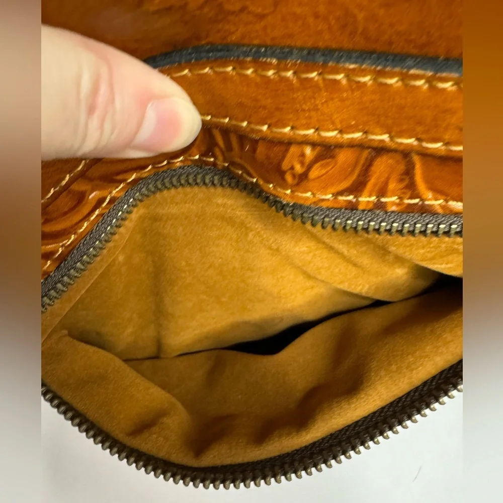 #151 Patricia Nash Florence Poppy Tooled Floral Leather Shoulder Tote Bag - Picture 5 of 16